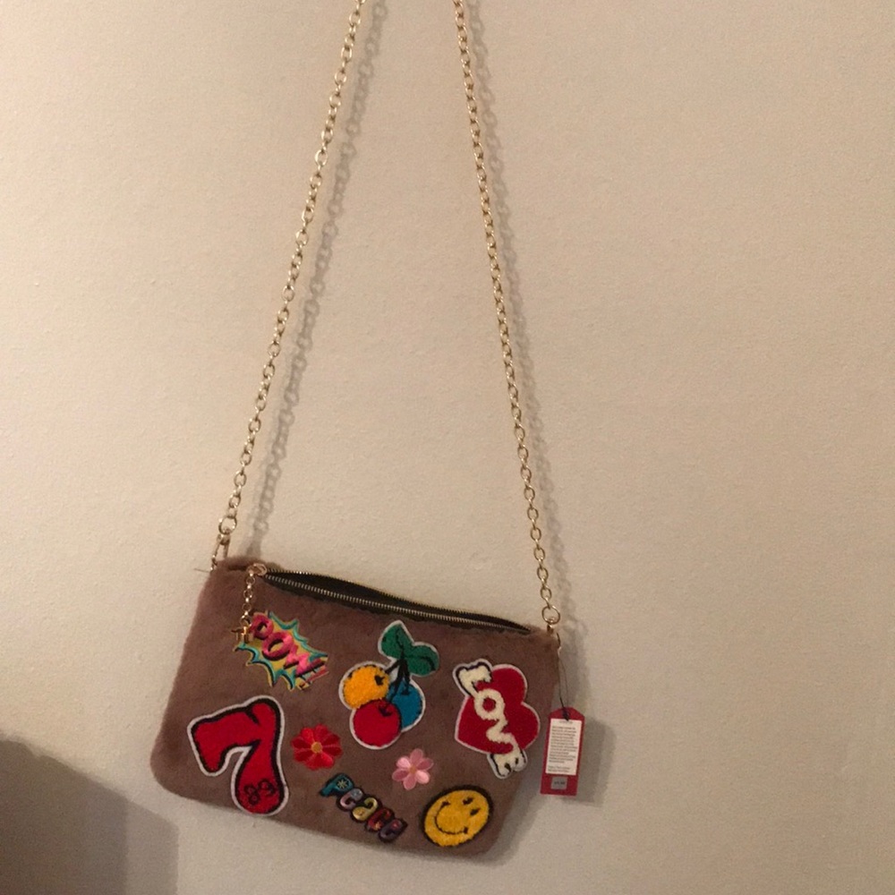 Fluffy New York girly bag